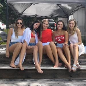 Meet your Posher, Tanis